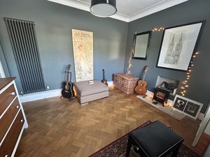 Photo 19- click for photo gallery